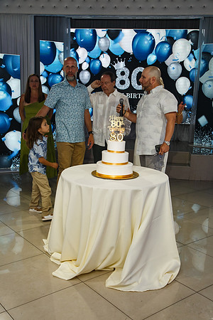 IMGb_10114